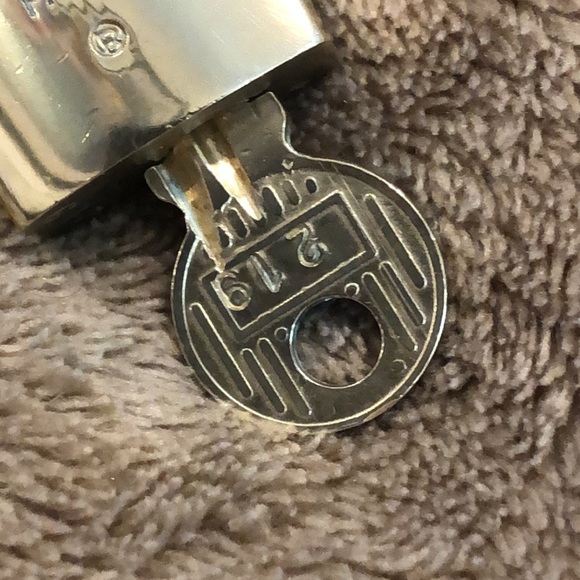 Vintage LV Louis Vuitton Padlock Lock & Key 219 - Picture 12 of 16